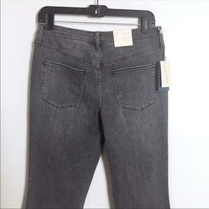 Brand new! Universal Thread Raw edge bell bottoms